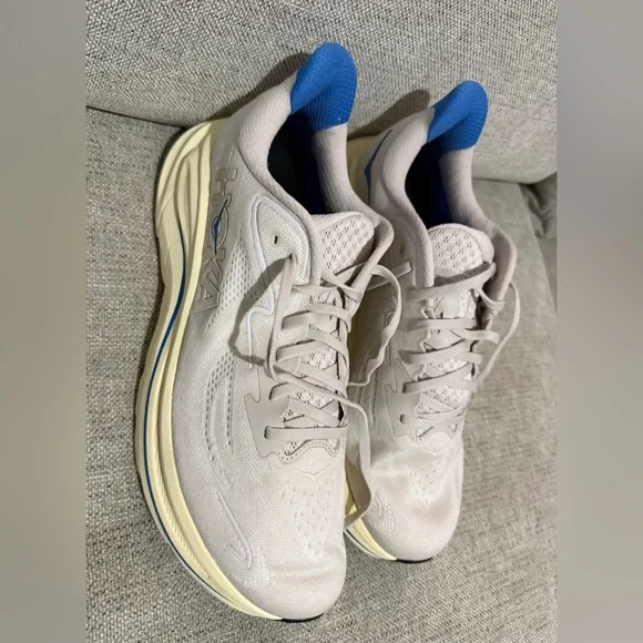 Hoka Sneakers in Cream and Blue - Picture 2 of 6